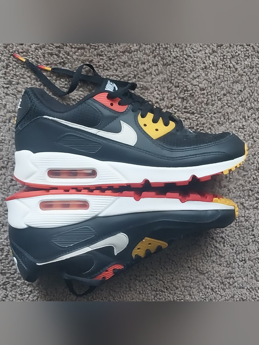 Nike Air Max 90 'Raygun' Black White Cosmic Clay Men's Size 7.5